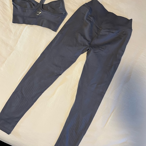 Gray Sports Bra and Leggings Set - Picture 2 of 7